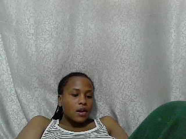 Caroldoly webcam