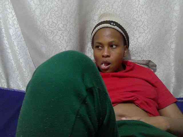 Caroldoly webcam