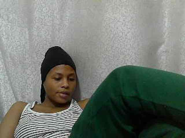 Caroldoly webcam