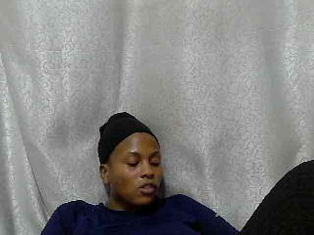 Caroldoly webcam
