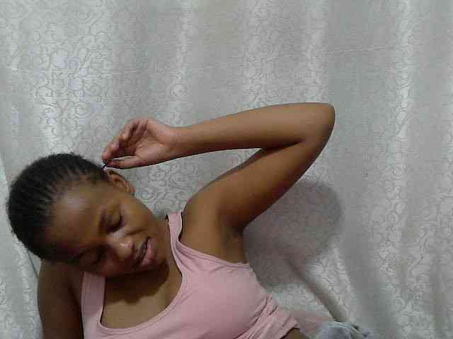 Caroldoly webcam