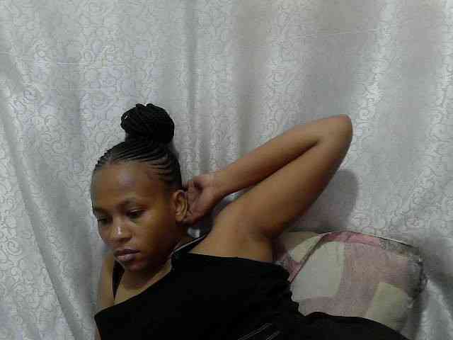 Caroldoly webcam