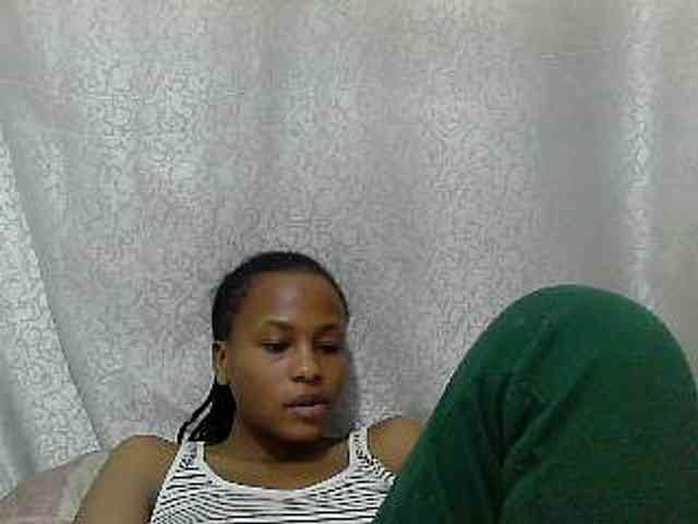 Caroldoly webcam