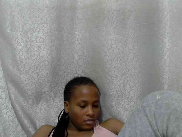 Caroldoly webcam