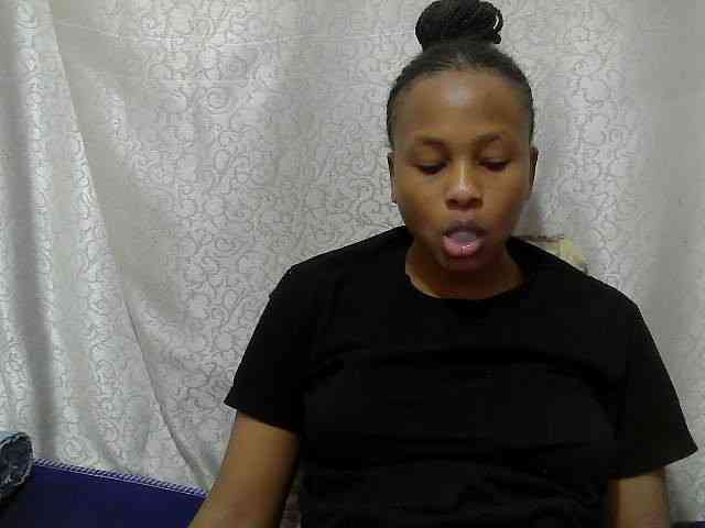 Caroldoly webcam