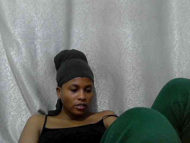 Caroldoly webcam