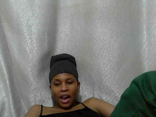 Caroldoly webcam