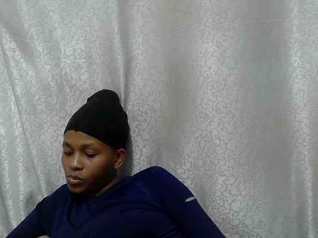 Caroldoly webcam