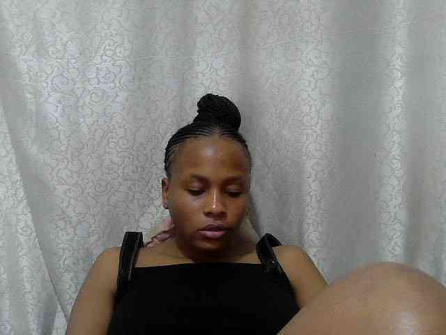 Caroldoly webcam