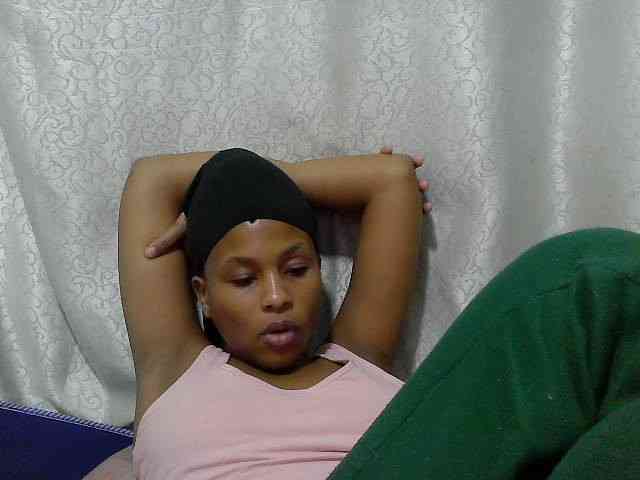 Caroldoly webcam