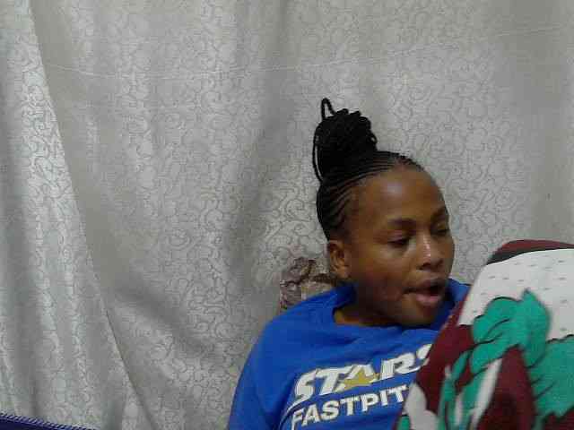 Caroldoly webcam