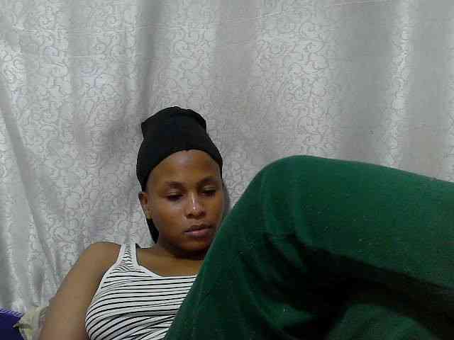 Caroldoly webcam
