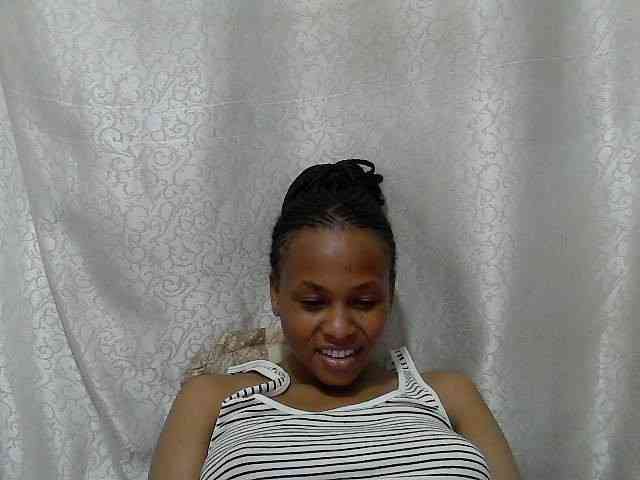 Caroldoly webcam