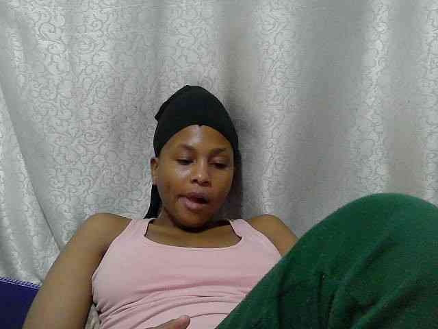 Caroldoly webcam