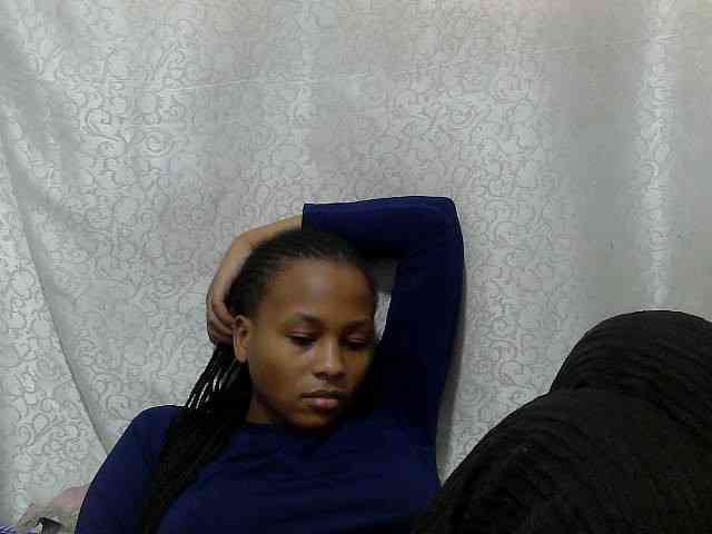 Caroldoly webcam