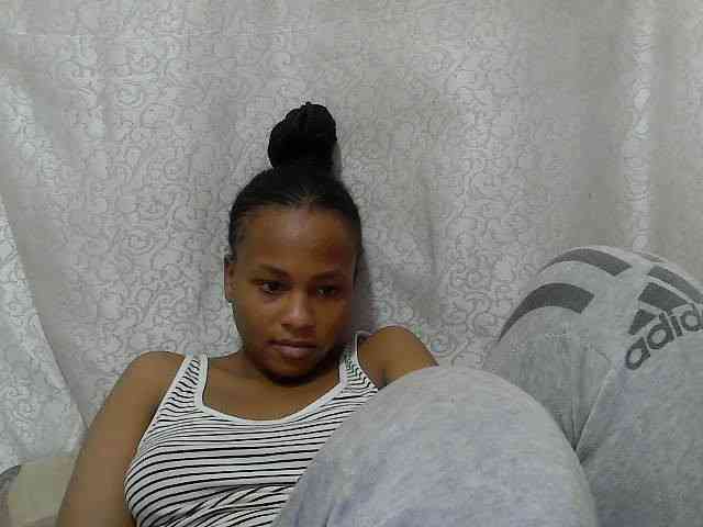 Caroldoly webcam