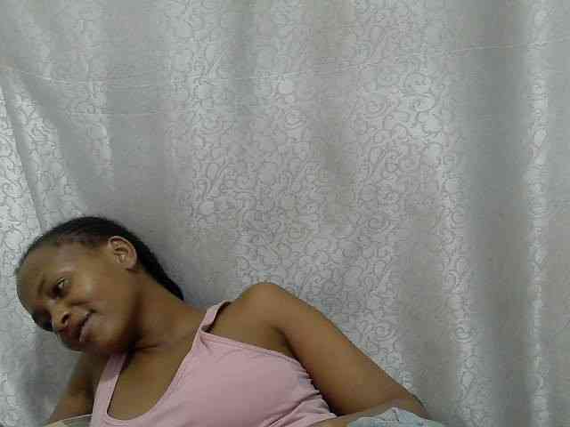 Caroldoly webcam