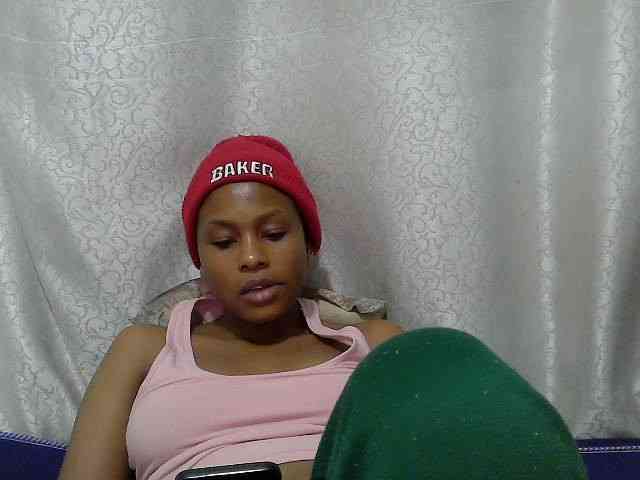 Caroldoly webcam