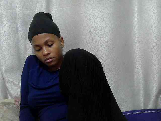 Caroldoly webcam