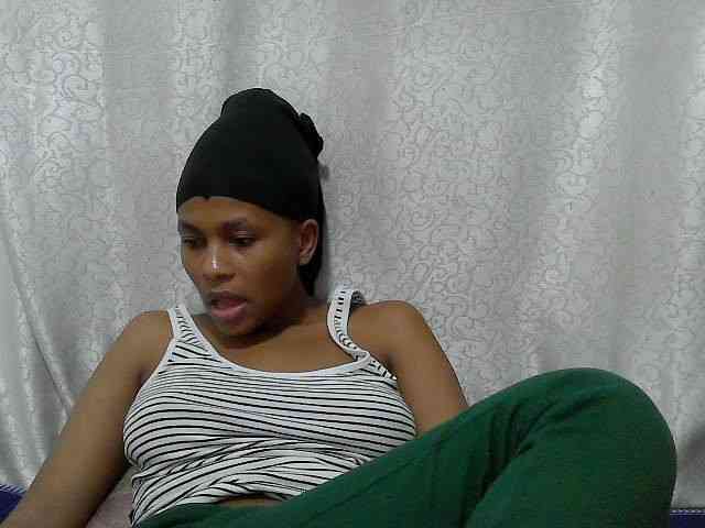 Caroldoly webcam