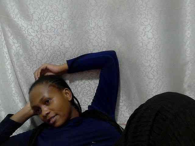 Caroldoly webcam