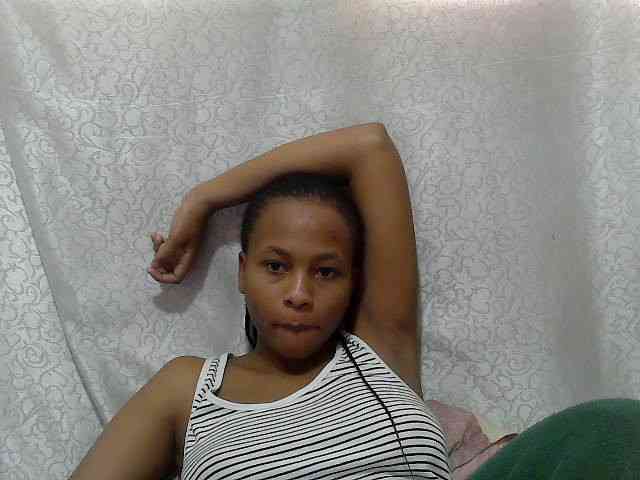 Caroldoly webcam