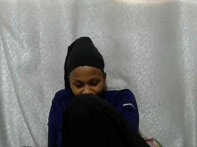 Caroldoly webcam