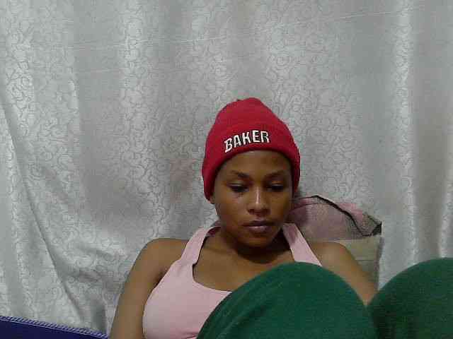 Caroldoly webcam