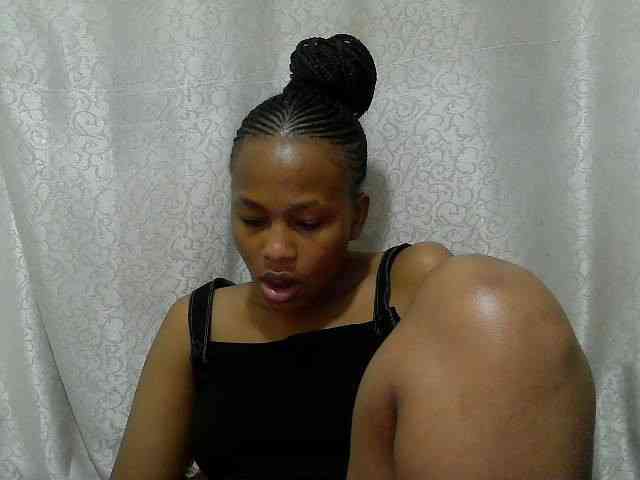 Caroldoly webcam