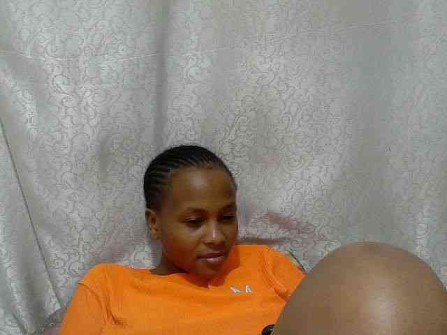 Caroldoly webcam