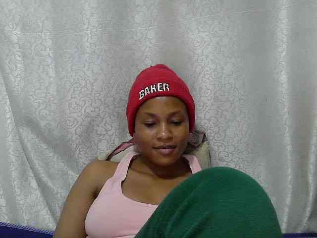 Caroldoly webcam