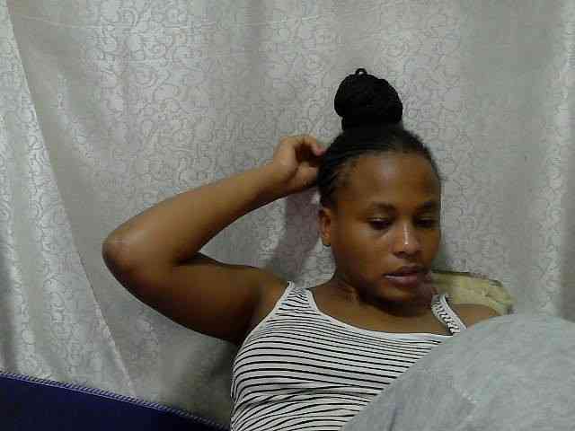 Caroldoly webcam