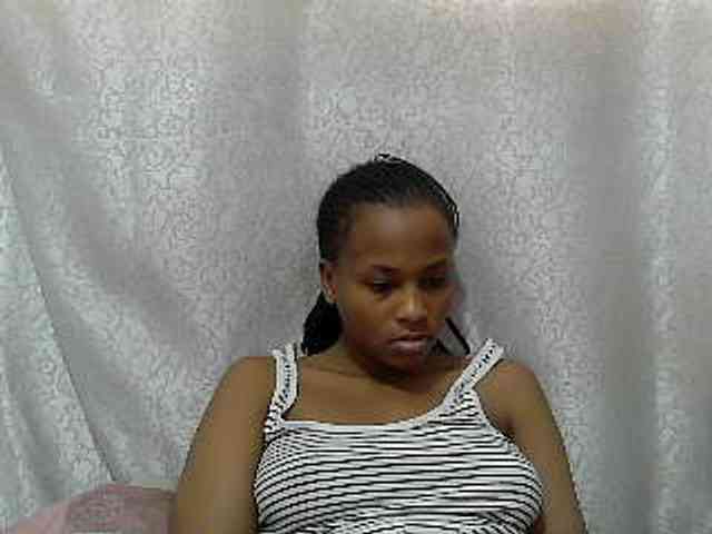 Caroldoly webcam
