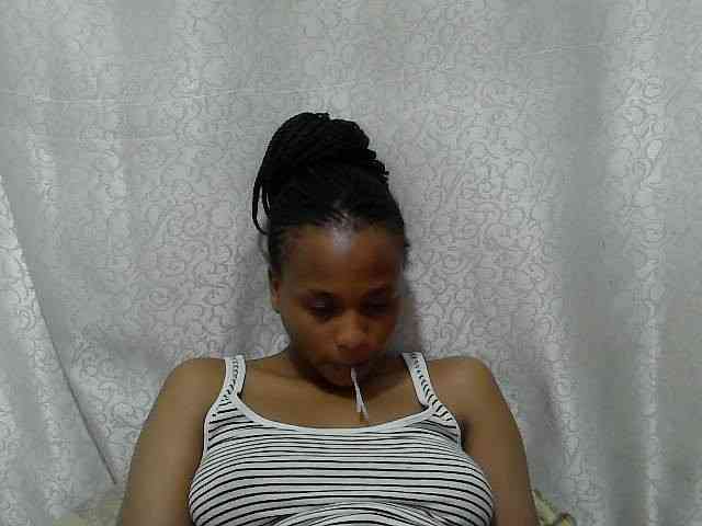 Caroldoly webcam