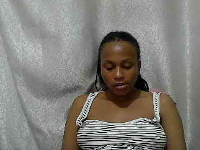 Caroldoly webcam
