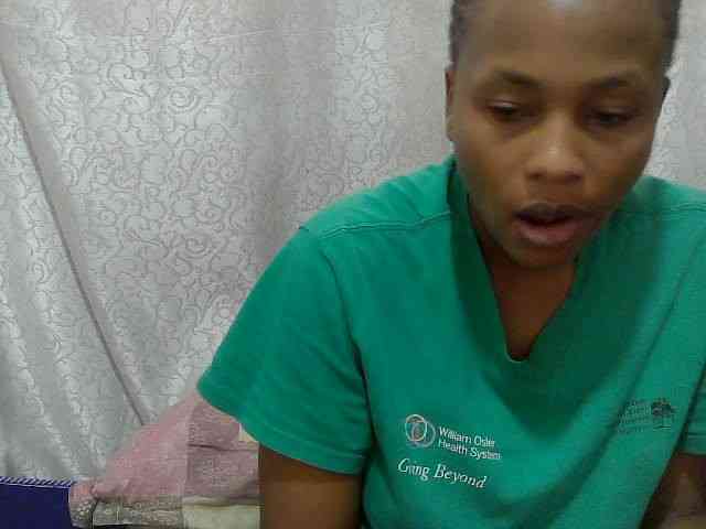 Caroldoly webcam