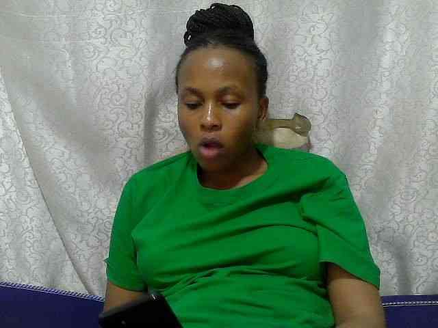 Caroldoly webcam