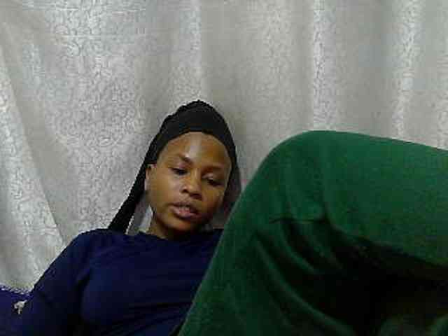 Caroldoly webcam