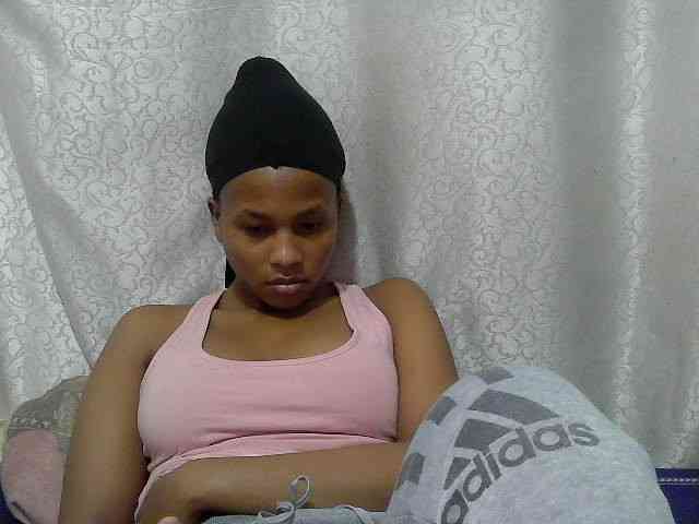 Caroldoly webcam