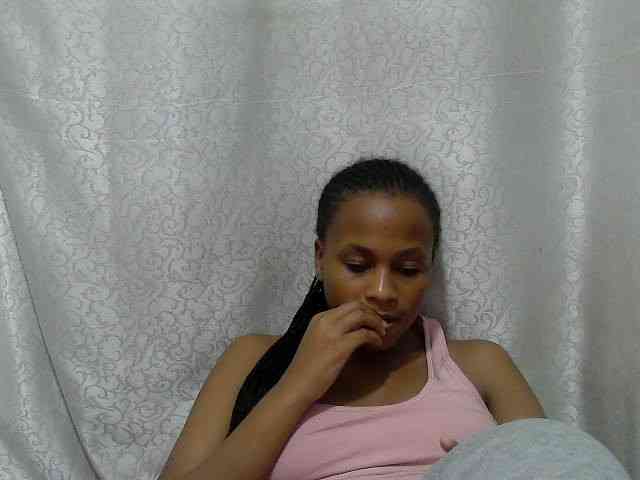 Caroldoly webcam