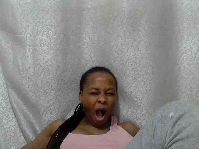 Caroldoly webcam