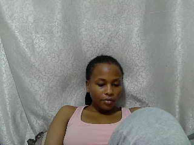 Caroldoly webcam