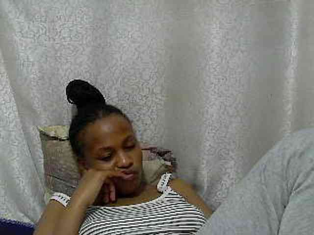 Caroldoly webcam