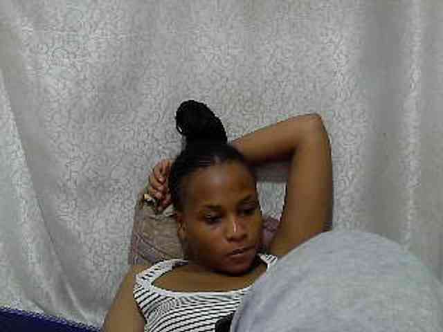 Caroldoly webcam