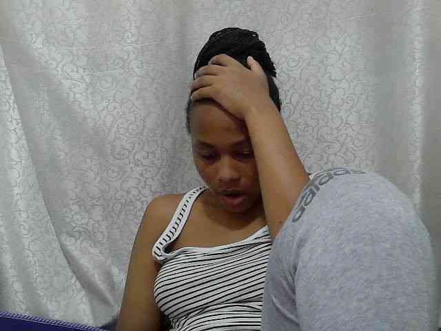 Caroldoly webcam