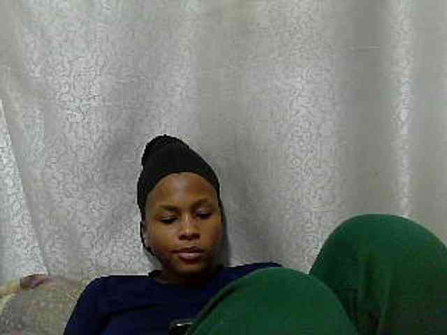 Caroldoly webcam