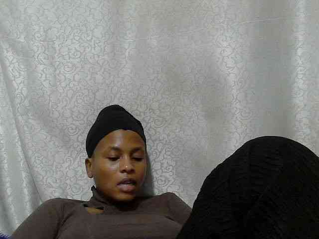 Caroldoly webcam