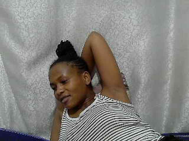 Caroldoly webcam