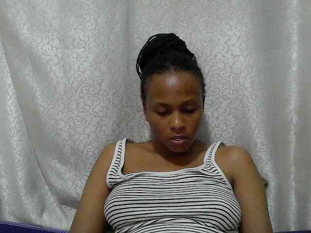 Caroldoly webcam