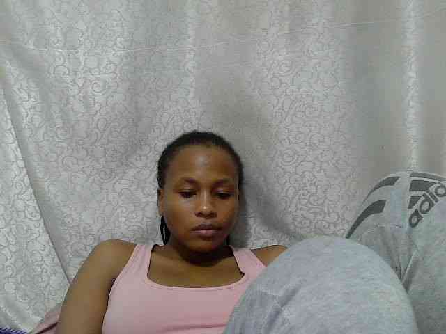 Caroldoly webcam